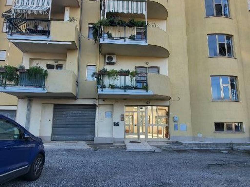 Appartamento a Montalto uffugo in Via Salerni - Foto 4