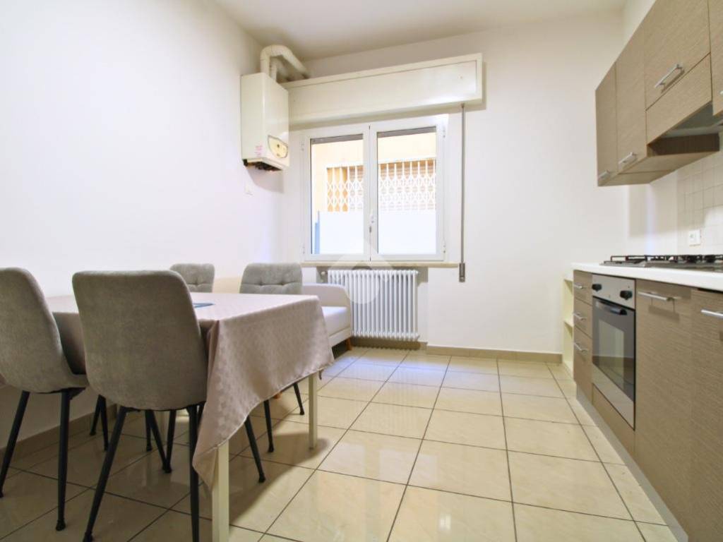 Appartamento a Rimini in VIA VANNUCCI - Foto 2