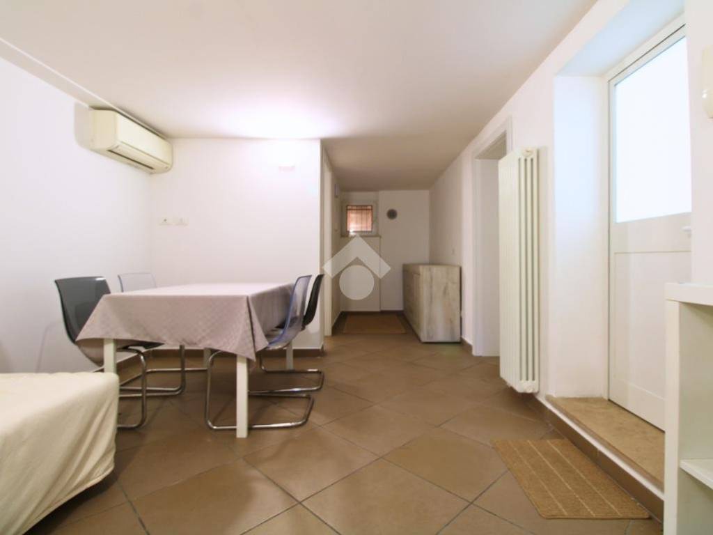 Appartamento a Rimini in VIA VANNUCCI - Foto 5