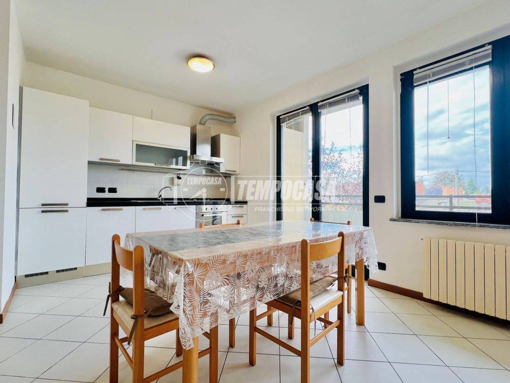 Appartamento a Lonate pozzolo in Via Dunant Henry 2 - Foto 3