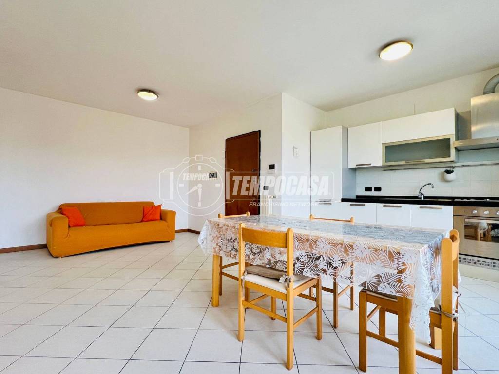 Appartamento a Lonate pozzolo in Via Dunant Henry 2 - Foto 5