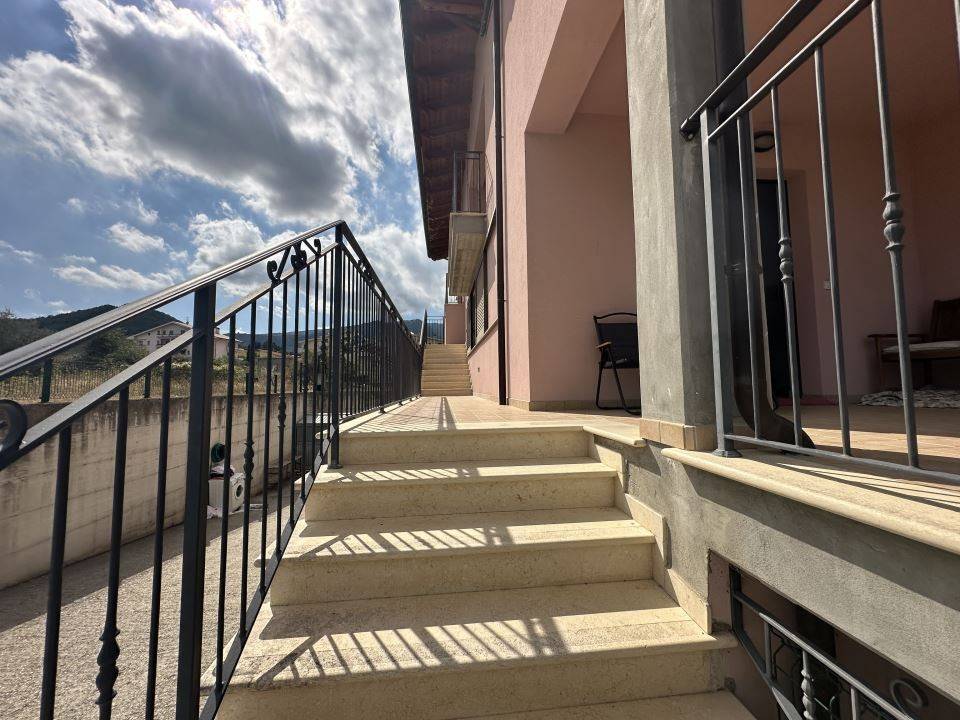 Villa a Campli in Via Santa Lucia 5/7 - Foto 4
