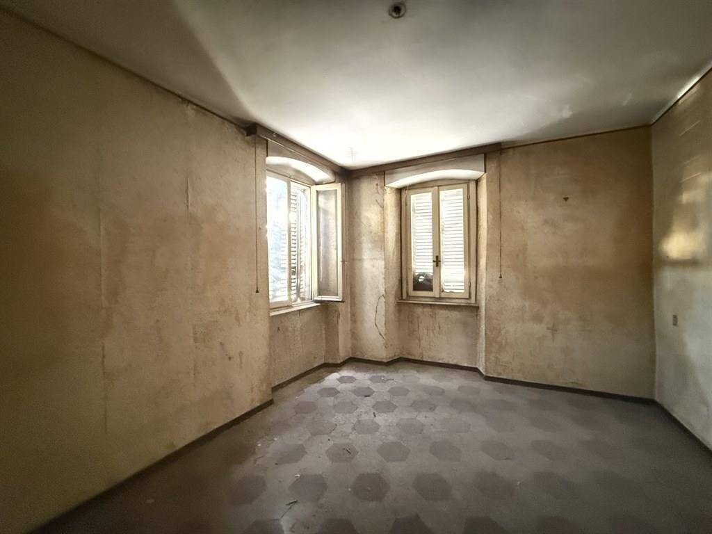 Casa indipendente a Grumello del monte in PIAZZA CAMOZZI, 3 - Foto 2