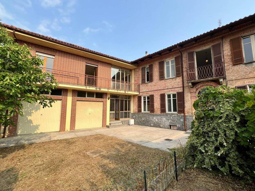 Casa indipendente a Castagnito in Via Giuseppe Mazzini, 4 - Foto 2