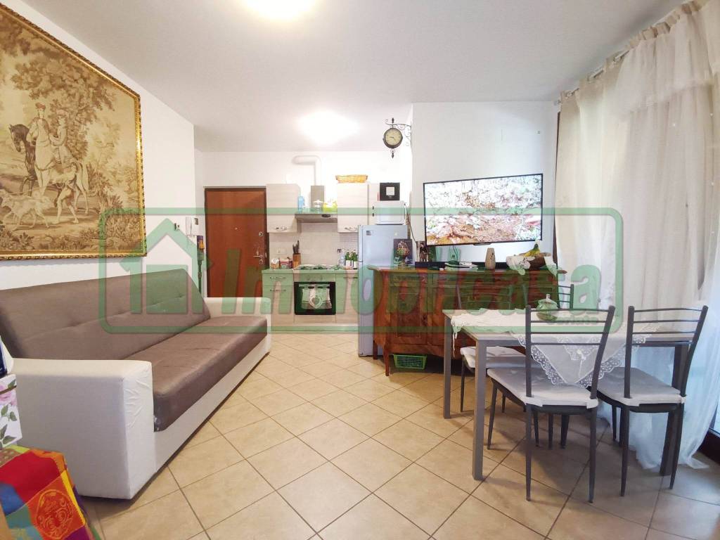 Appartamento a Seriate in Via Cesare Battisti, 18 - Foto 3