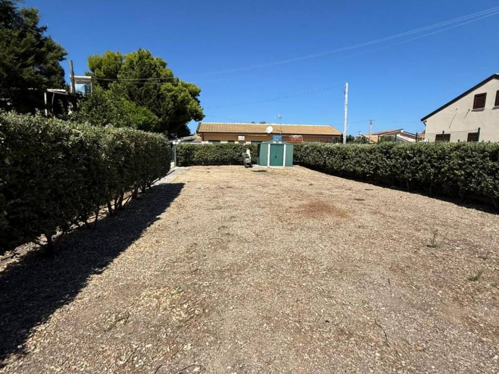 Terreno a Campofelice di roccella in Viale Cefalù, 45 - Foto 2
