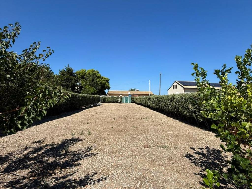 Terreno a Campofelice di roccella in Viale Cefalù, 45 - Foto 3