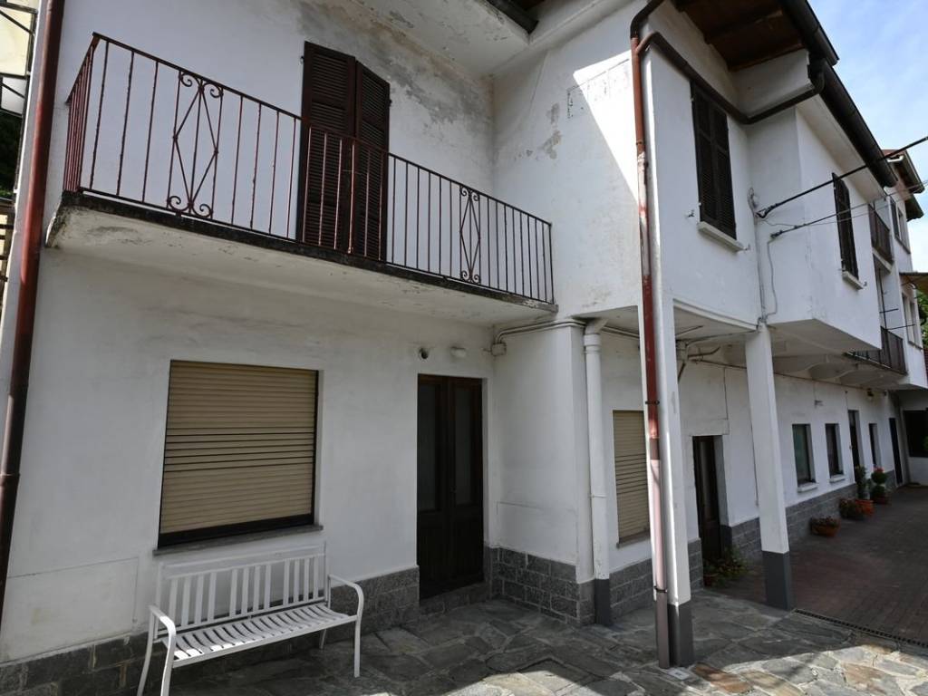 Villa a Omegna in Via Casale Corte Cerro - Foto 3
