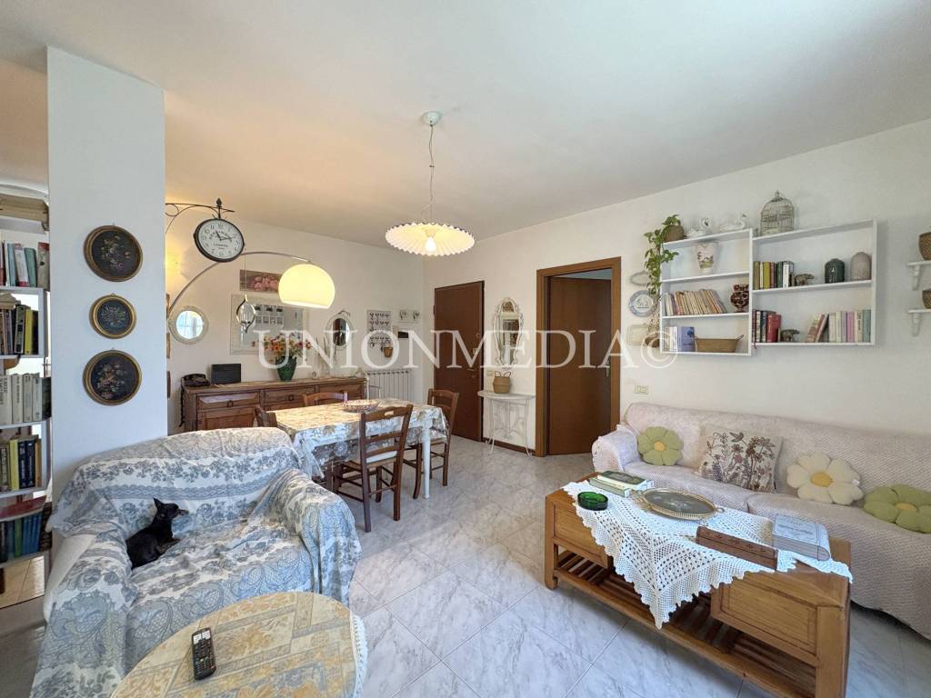 Appartamento a Sarzana in Via Sarzanello - Foto 2