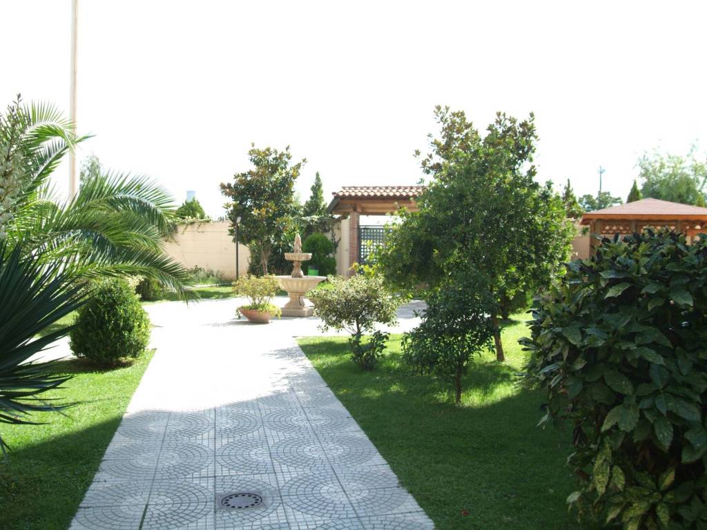 Appartamento a Acerra in Via Tommaso Albarella, 7 - Foto 3