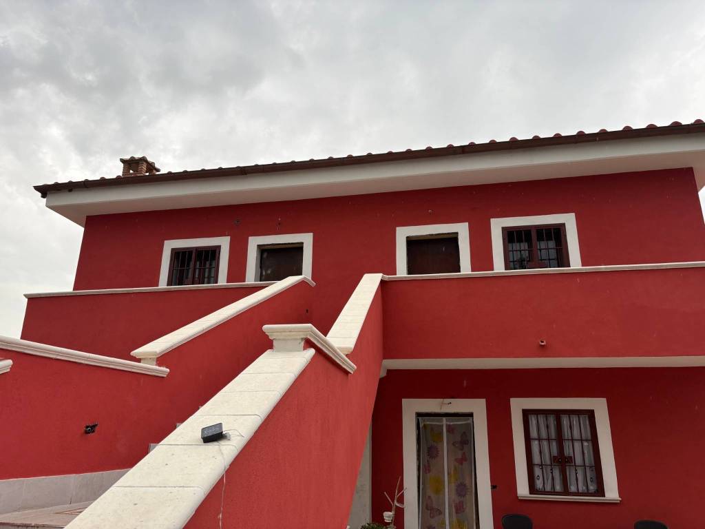 Appartamento a Palombara sabina in strada di stazzano vecchio - Foto 2