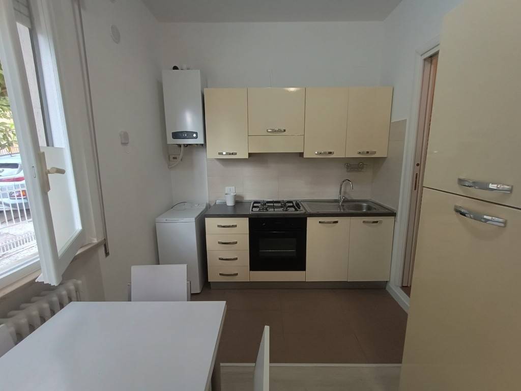 Appartamento a Pesaro in Via Augusto Righi - Foto 2