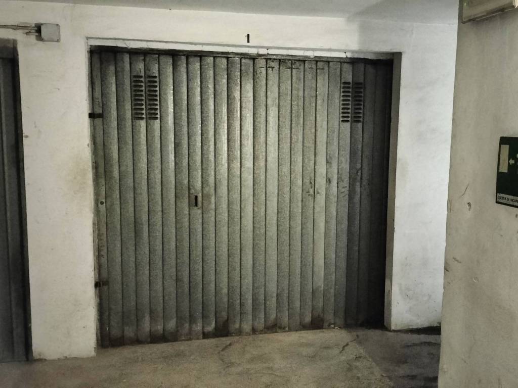 Box / garage a Volpiano in Via Brandizzo, 82 - Foto 3