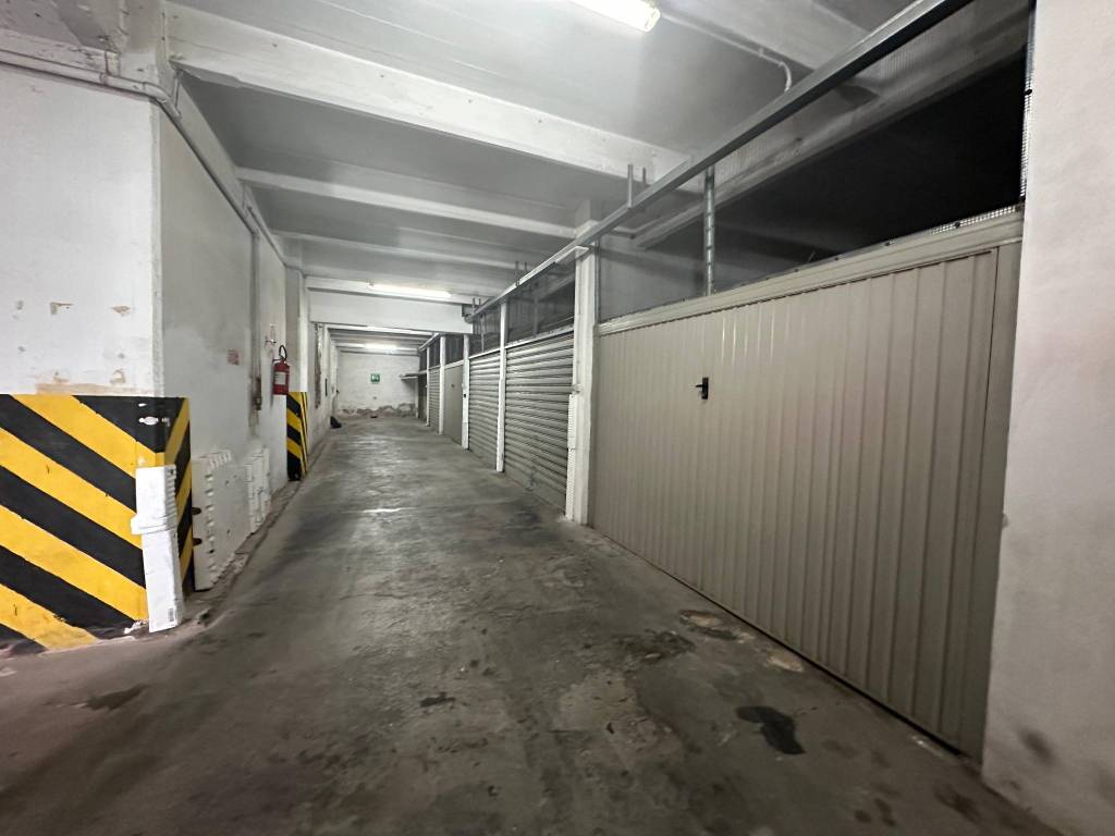 Box / garage a Genova in Via Pietro Bozzano - Foto 4