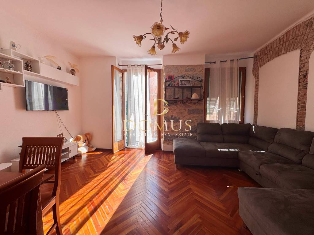 Appartamento a Ventimiglia in Via C. Metella, 1 - Foto 2