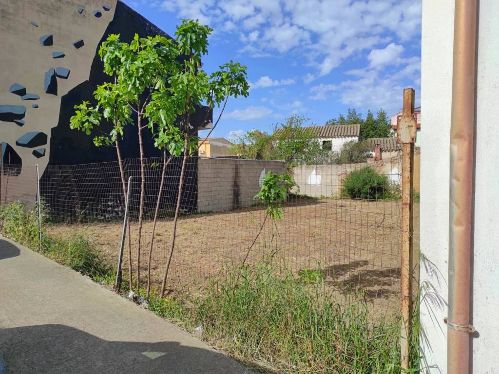 Terreno a San sperate in Via Risorgimento - Foto 3