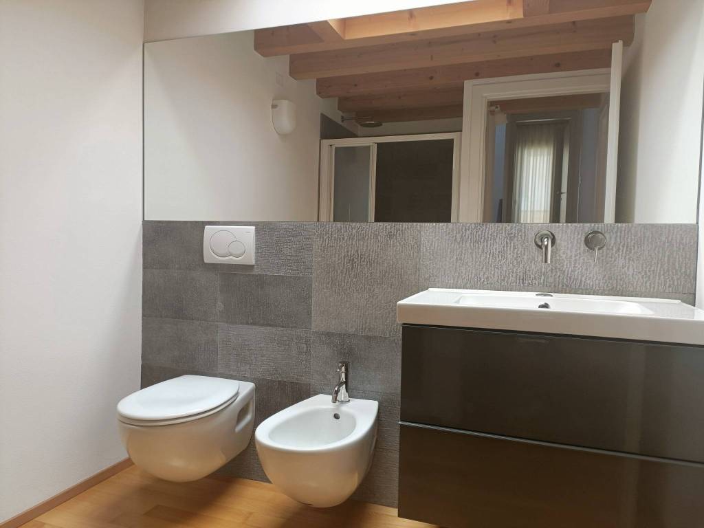 Casa indipendente a Bassano del grappa in Via Beata Giovanna, 63 - Foto 4
