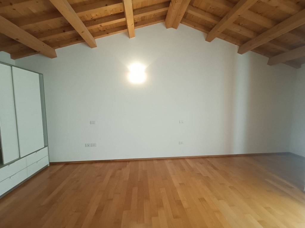 Casa indipendente a Bassano del grappa in Via Beata Giovanna, 63 - Foto 5