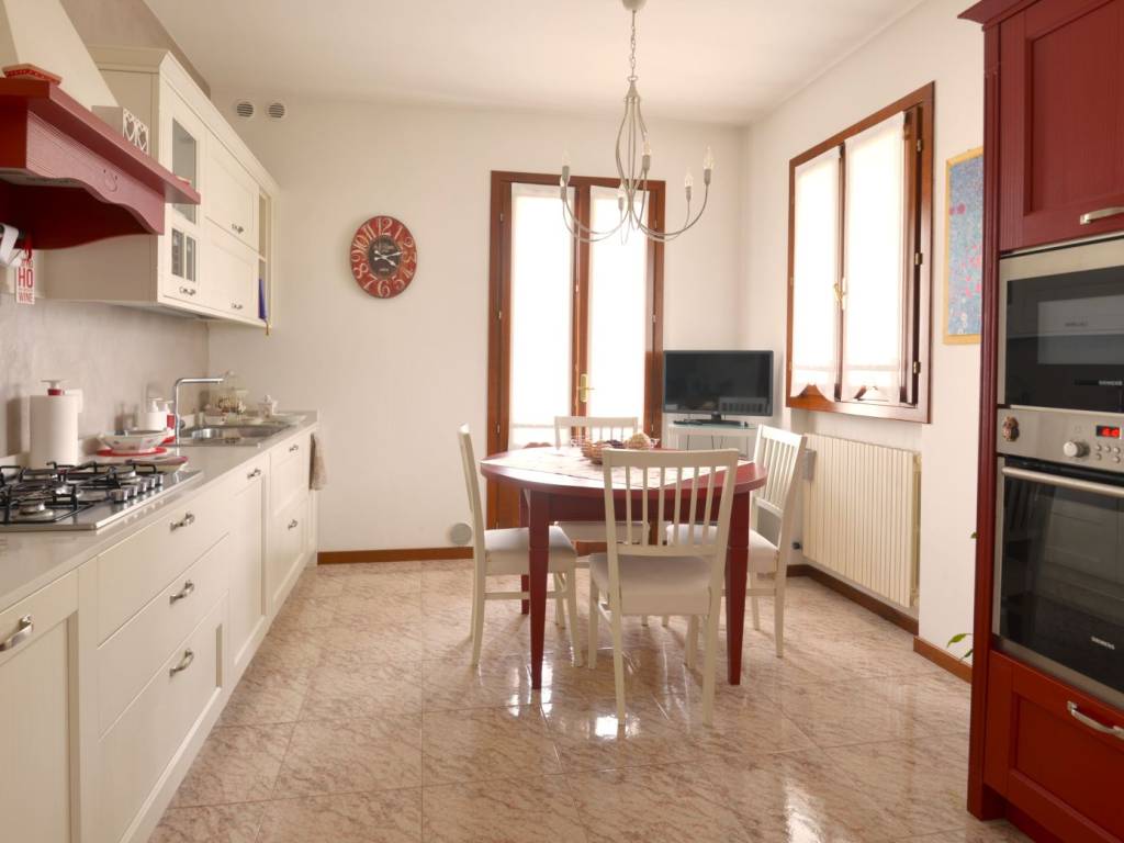 Villa a Paese in Via Rovigno - Foto 4