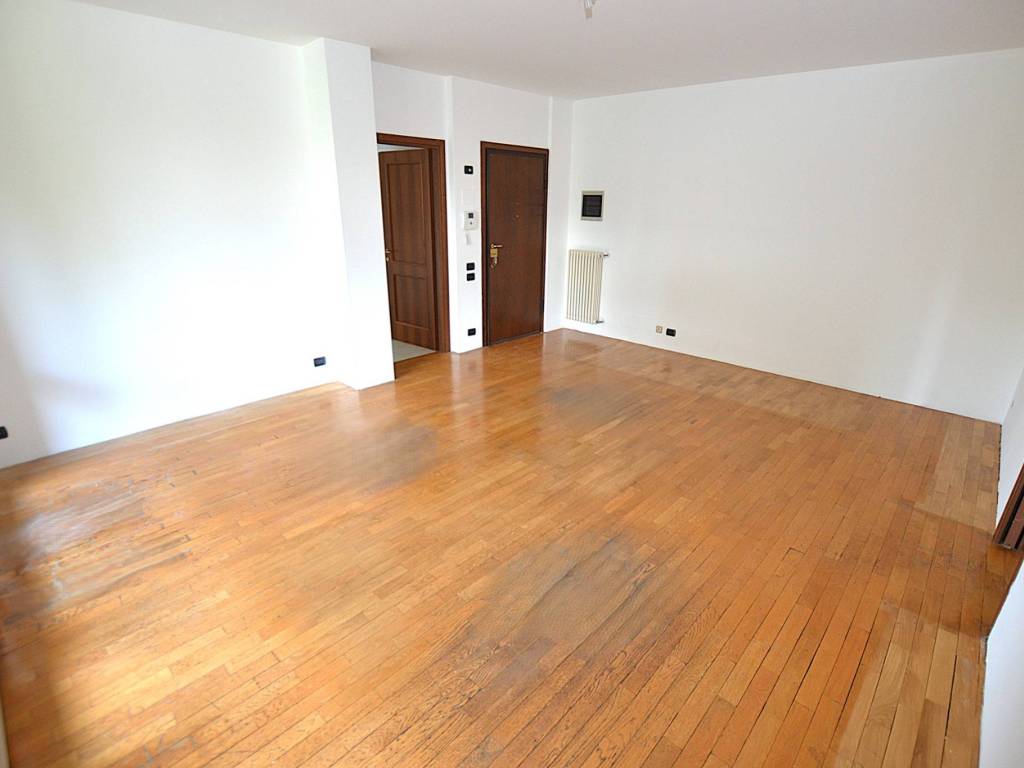 Appartamento a Merate in Viale Giuseppe Garibaldi, 31 - Foto 4