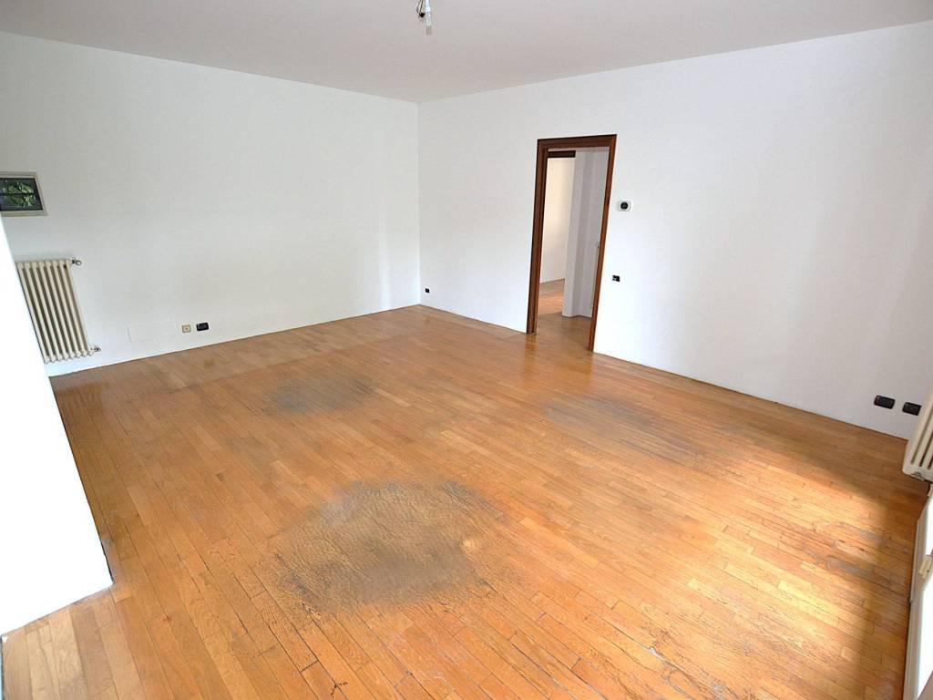 Appartamento a Merate in Viale Giuseppe Garibaldi, 31 - Foto 5