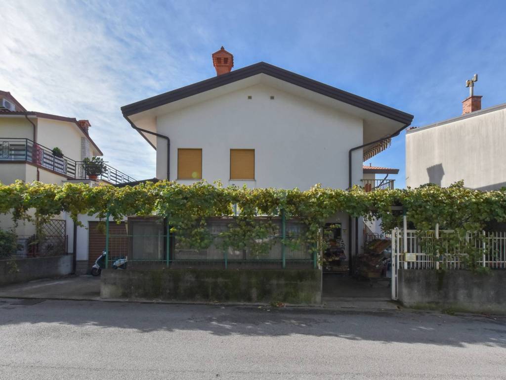 Villa a Muggia in Via di Monte d'Oro, 6 - Foto 2