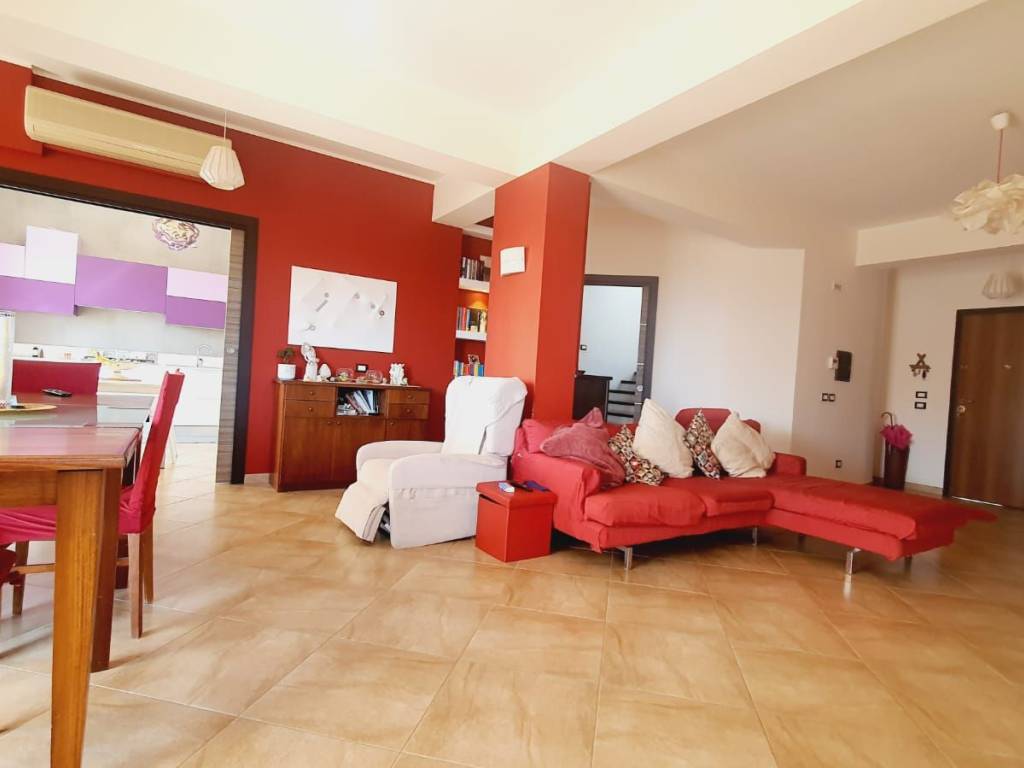 Villa a Reggio calabria in Via Vallone Mariannazzo, 59 - Foto 3