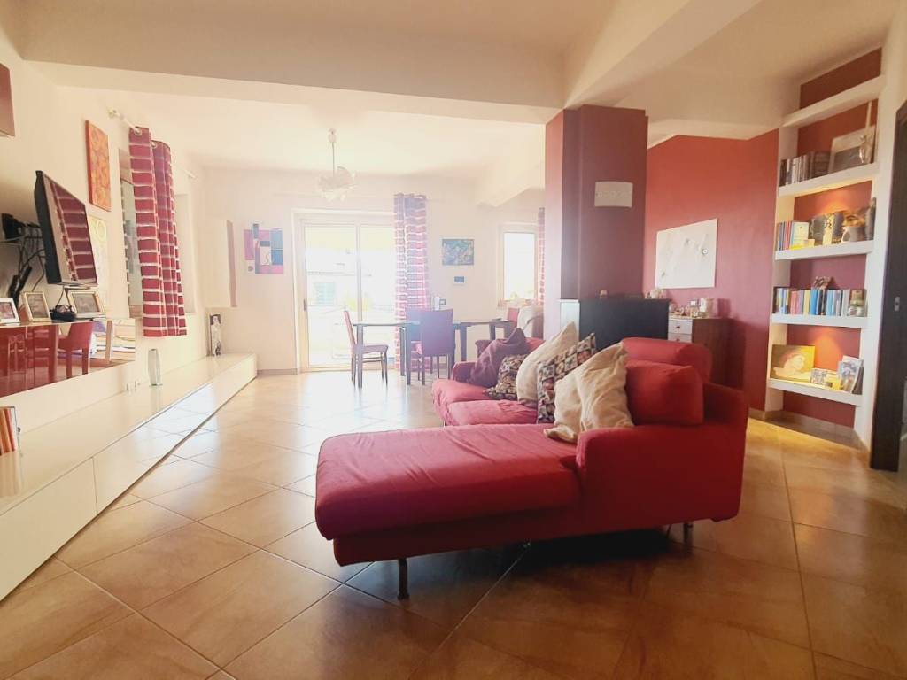 Villa a Reggio calabria in Via Vallone Mariannazzo, 59 - Foto 5