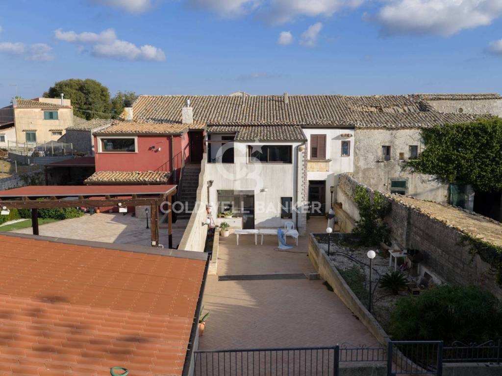 Casa indipendente a Ragusa in c.da cento pozzi - Foto 2