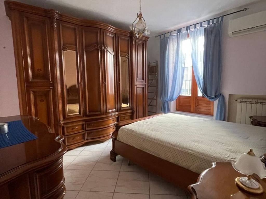 Appartamento a Montecorvino rovella in Corso Vittorio Emanuele - Foto 5