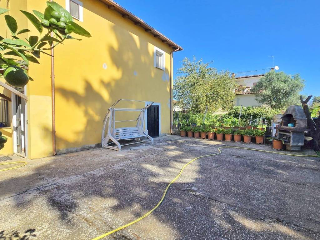 Appartamento a Labico in Via Leonardo da Vinci - Foto 2