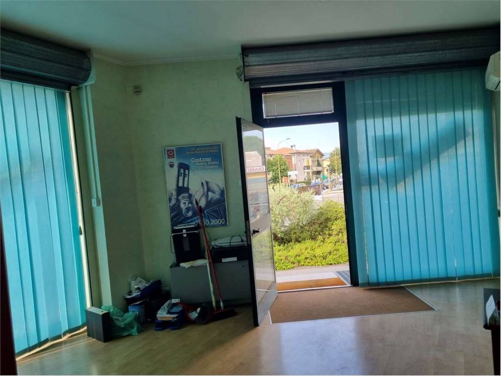 Immobile a Bastia umbra in Via San Rufino - Foto 2