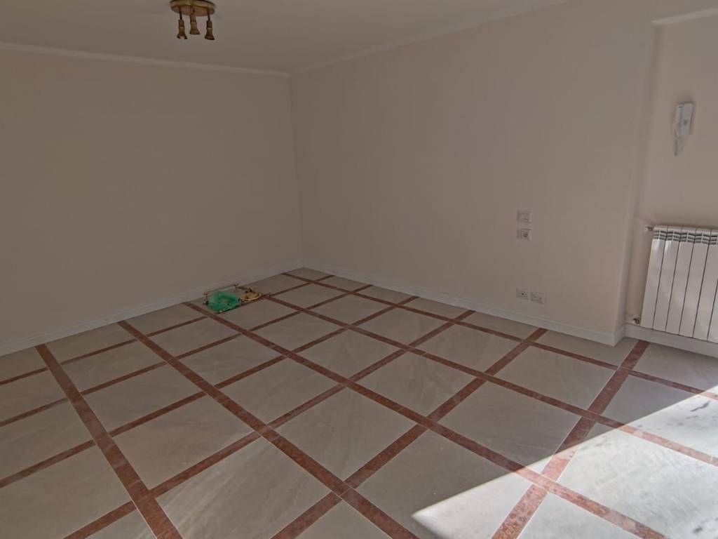 Appartamento a Tivoli in Strada Rocca Bruna - Foto 5