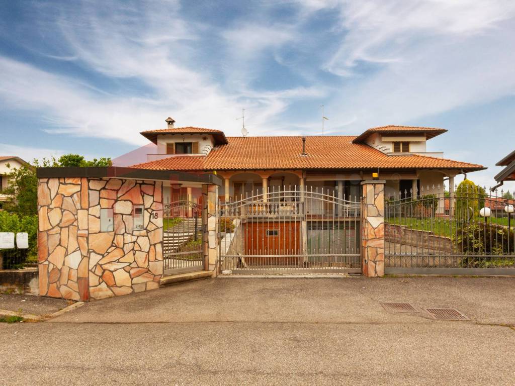 Appartamento a Carbonate in Via Louis Pasteur - Foto 3