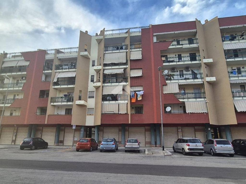 Appartamento a Barletta in Via Arrigo Boito - Foto 2