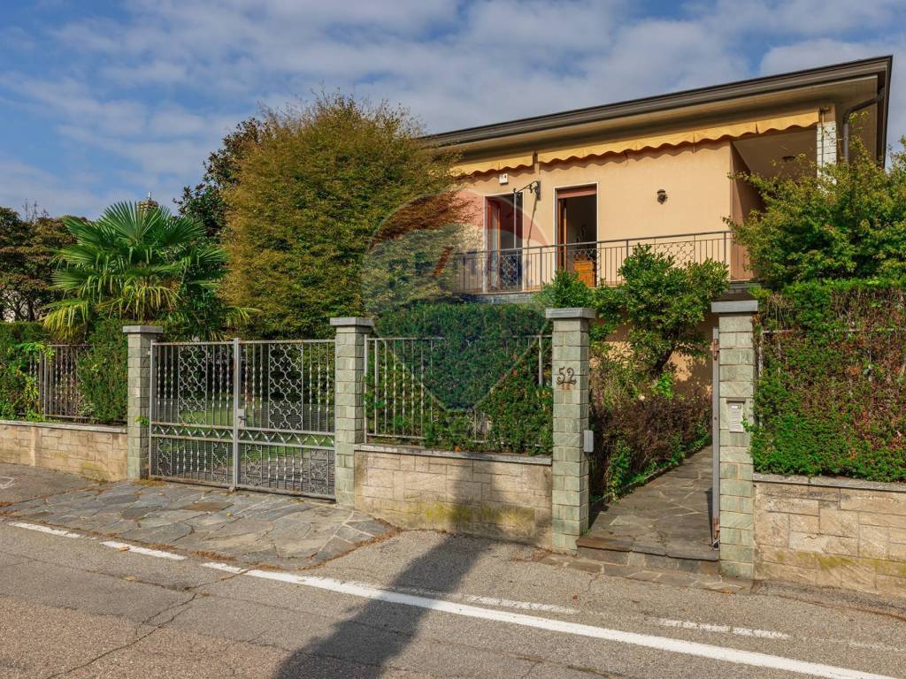 Villa a Induno olona in VIA CROCI MARIA, 52 - Foto 2