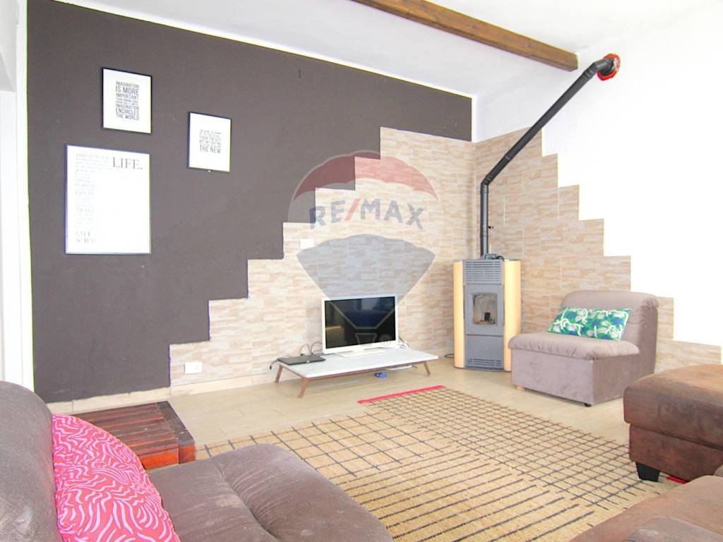 Casa indipendente a Cuasso al monte in Via Scampini, 20 - Foto 5