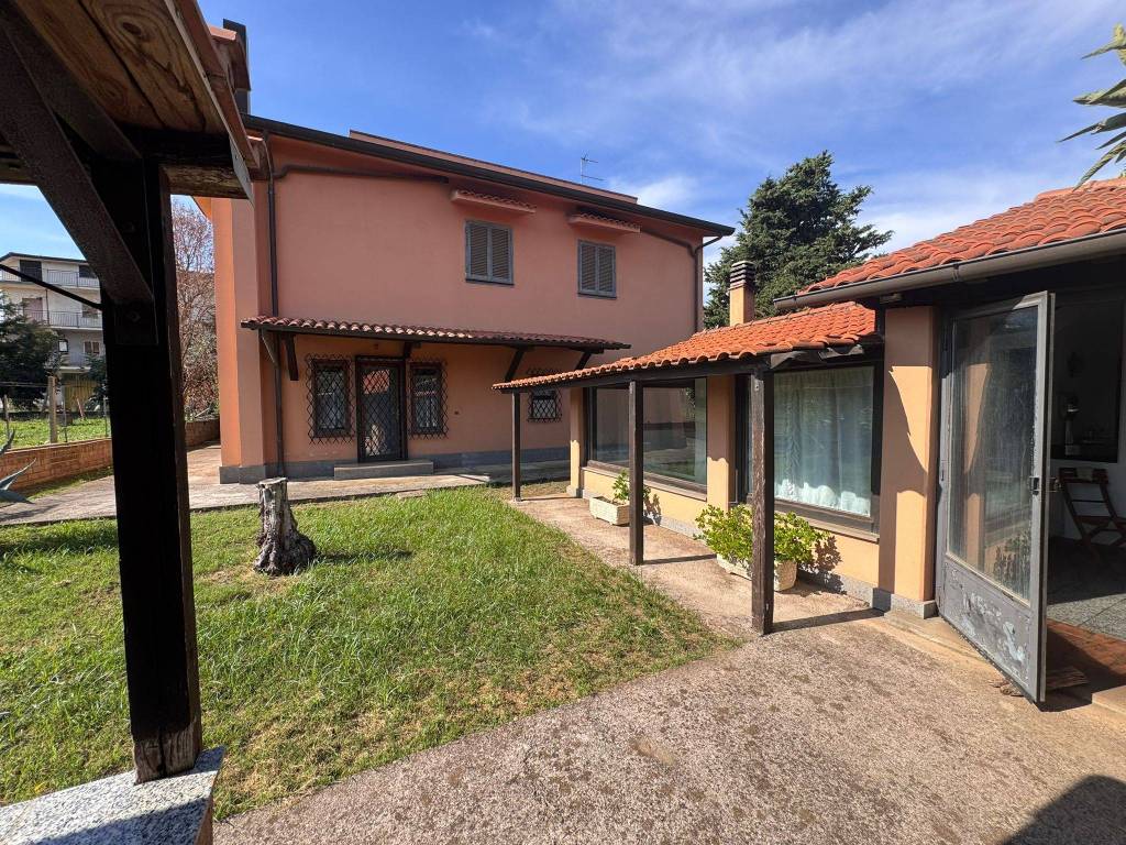 Villa a San cesareo in Via della Vetrice - Foto 3