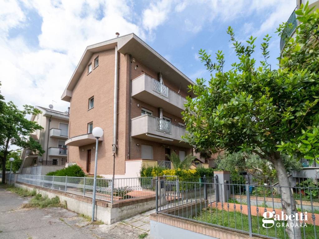 Appartamento a Cattolica in Via Maraldi, 10 - Foto 2