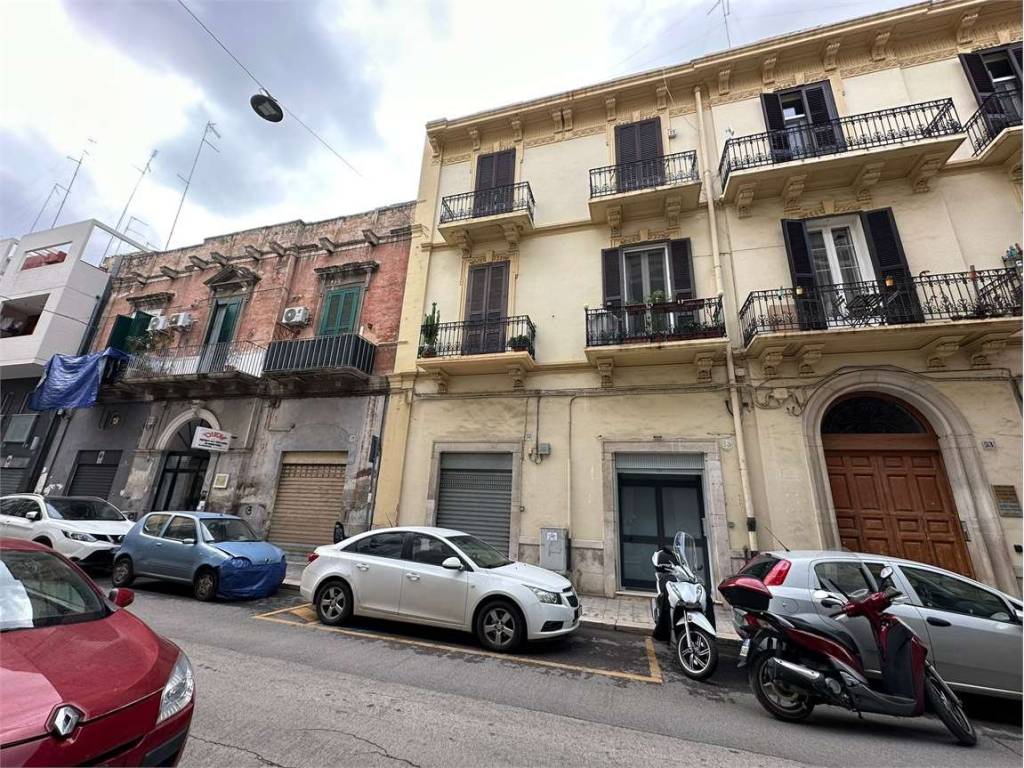Immobile a Bari in VIA ANDREA ANGIULLI, 57 - Foto 2
