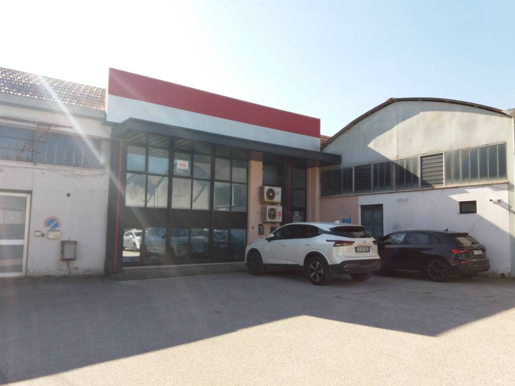 Immobile a Ancona in Via 1 Maggio, 20 - Foto 2