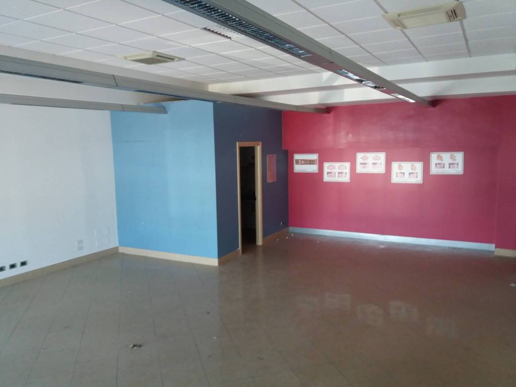 Immobile a Ancona in Via 1 Maggio, 20 - Foto 3