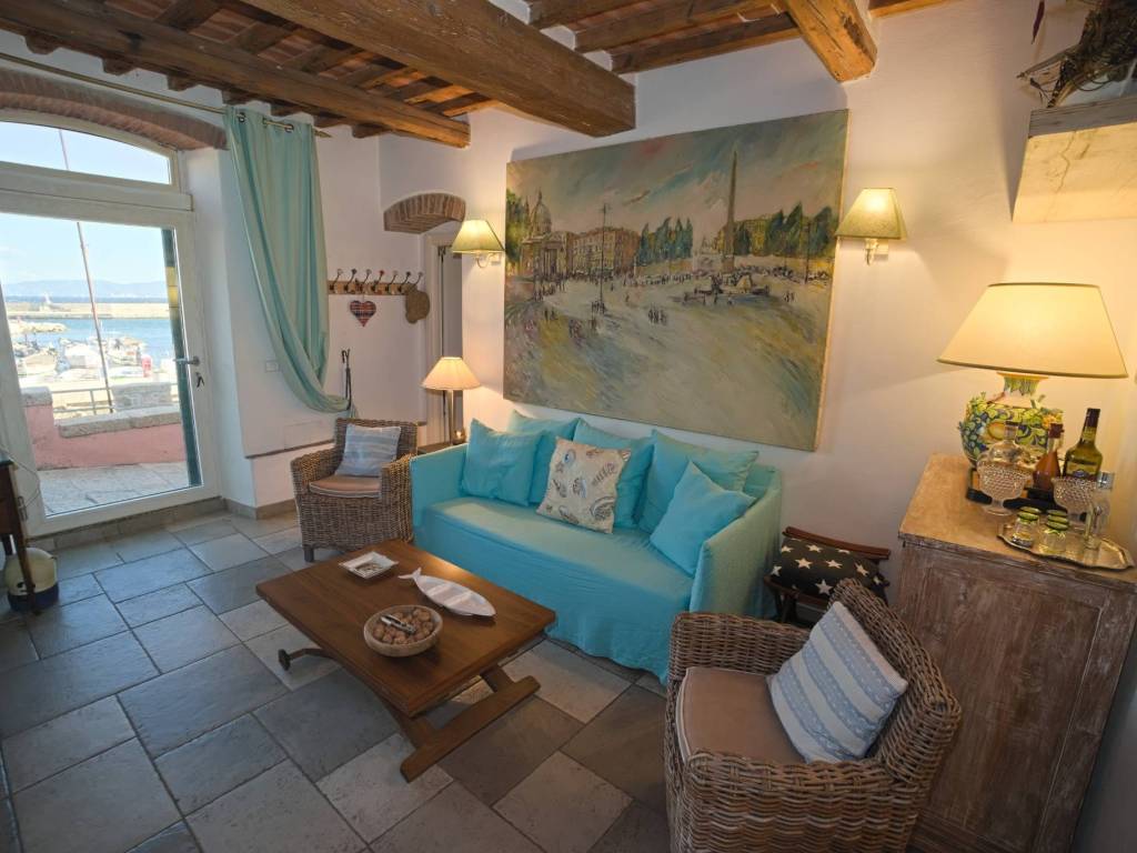 Appartamento a Isola del giglio in Via Paolo Thaon de Revel, 29 - Foto 3