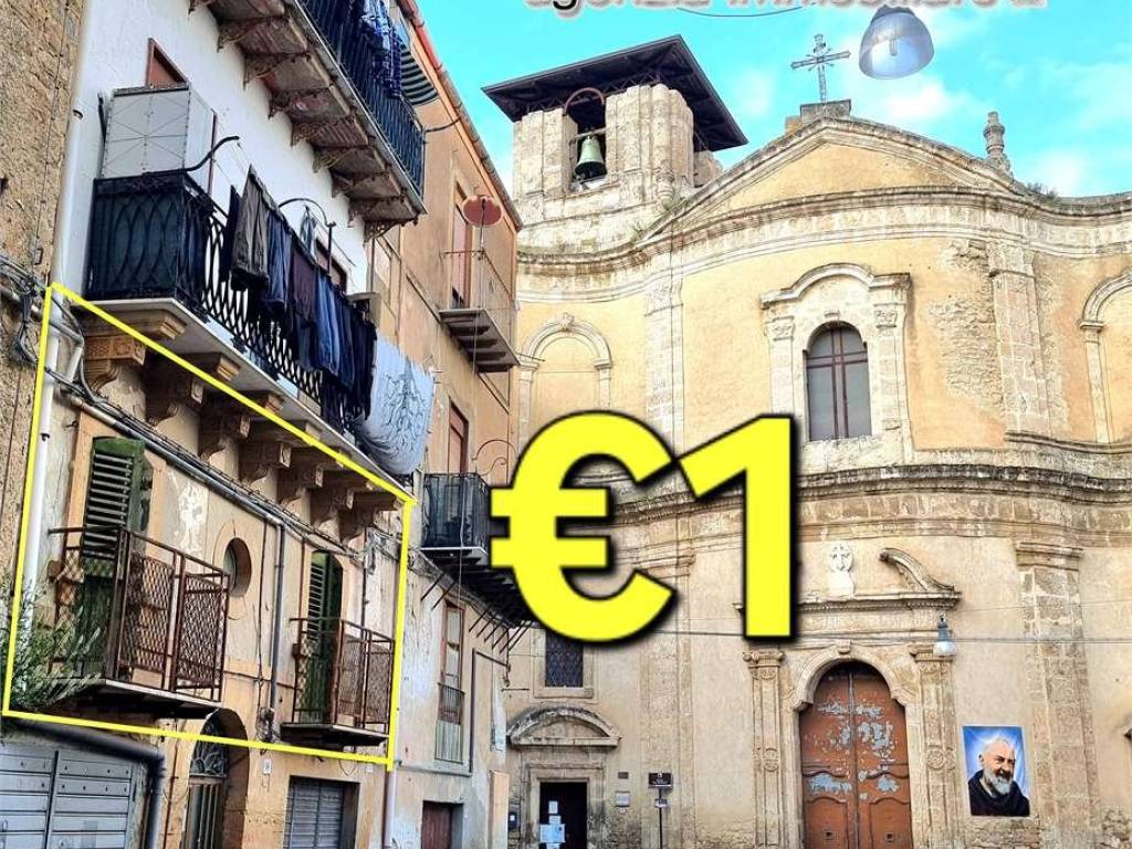 Appartamento a Caltanissetta in Piazza San Domenico, 12 - Foto 2