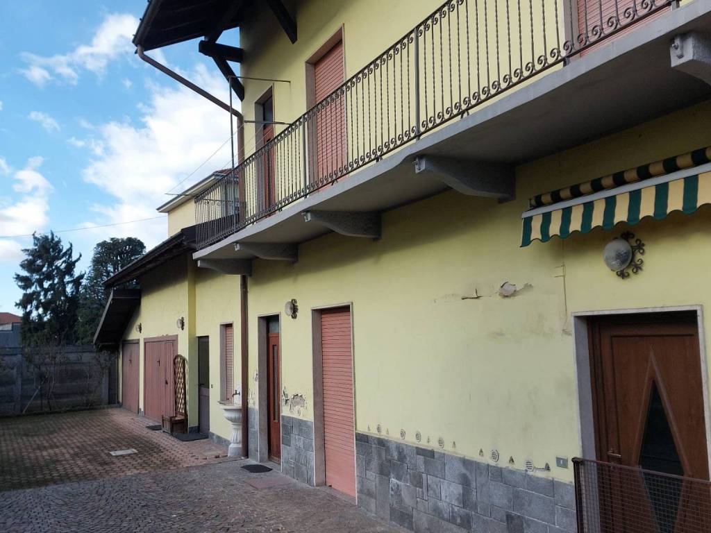 Villa a Casorate sempione in Via cavallotti, 12 - Foto 5
