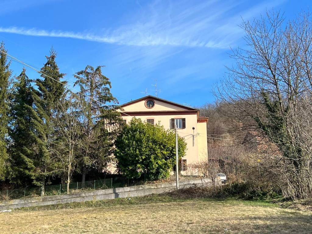 Appartamento a Cairo montenotte in Via Curagnata - Foto 4
