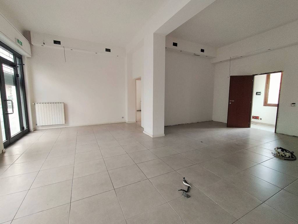 Immobile a Saronno in Via Pietro Micca - Foto 2