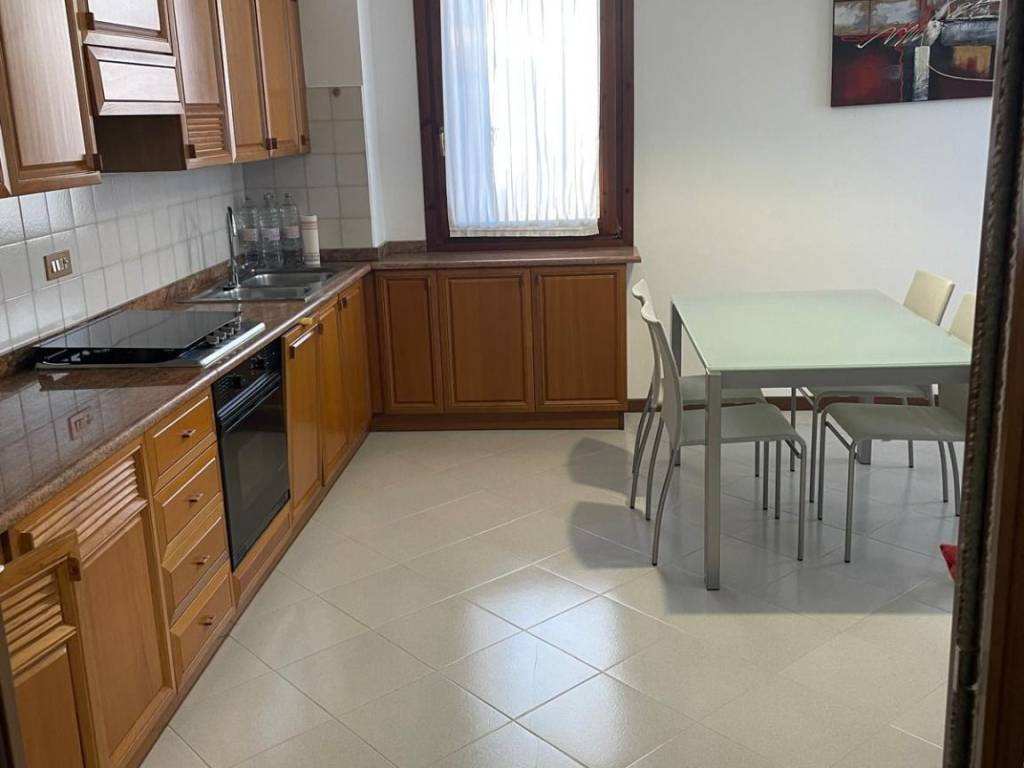 Appartamento a Conegliano in Via Monte Civetta, 6 - Foto 3