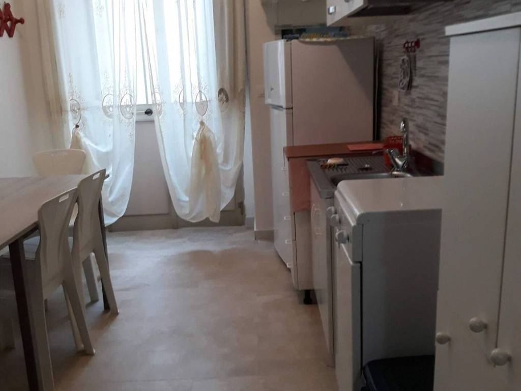 Appartamento a Rodi garganico in Via Scalo Marittimo - Foto 5