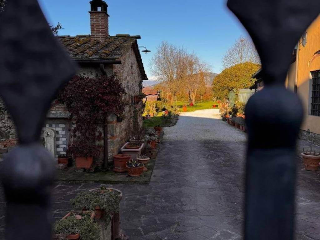 Rustico / casale a Monsummano terme in Via del Fossetto - Foto 2